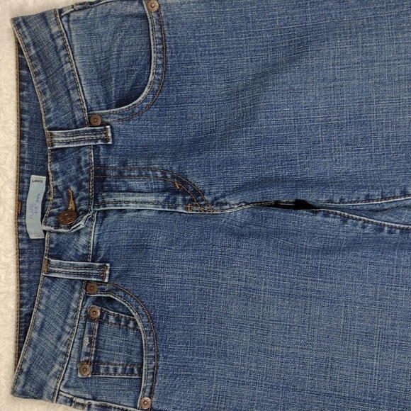 Levi's 515 Flare Blue Medium Wash Five Pocket Mid Rise Flare Leg Denim Jean - Picture 3 of 16